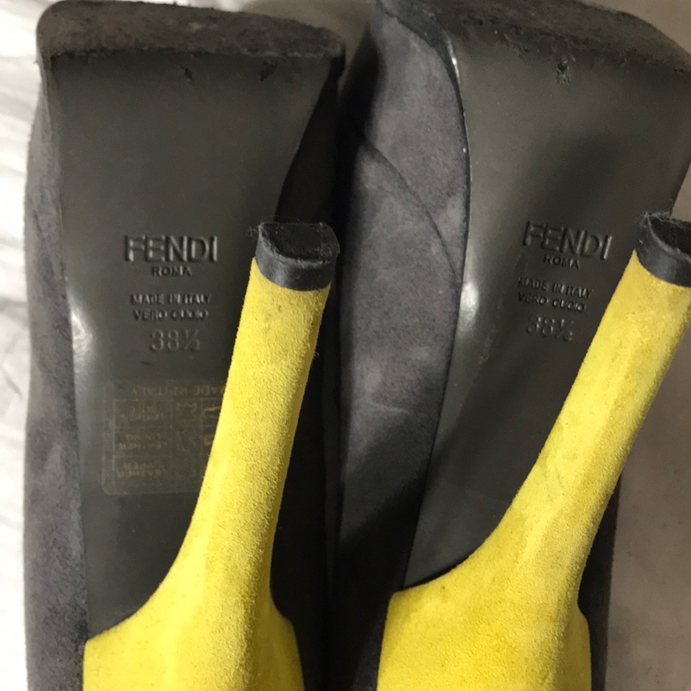 Fendi suede pumps size 38.5 - US 8.5 - Picture 5 of 8